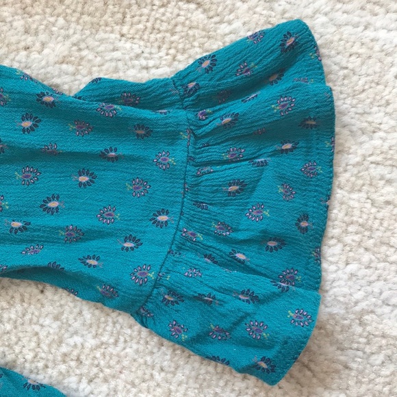 OLD NAVY beautiful top - Picture 2 of 2